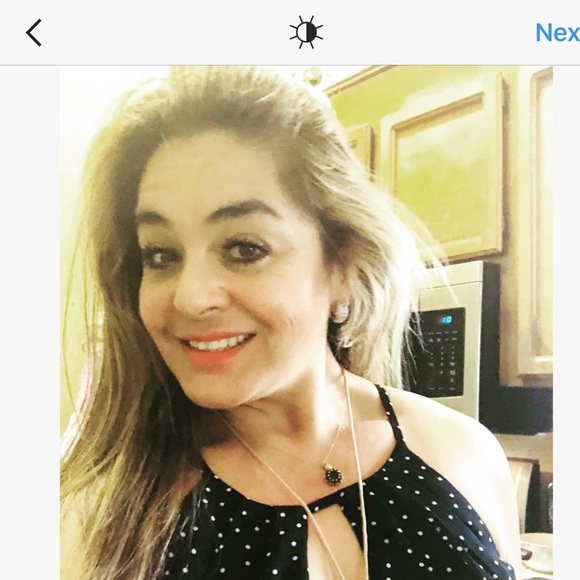 Meet your Posher, Veronica - Picture 1 of 1